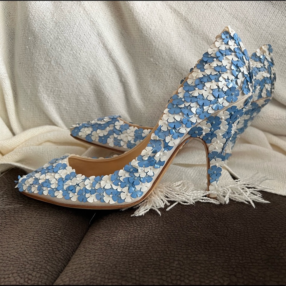 Moschino flowers pump